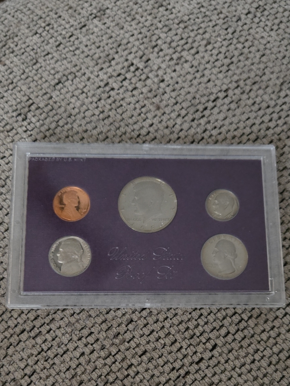 US Mint Uncirculated Coin Proof Set - Purple Insert